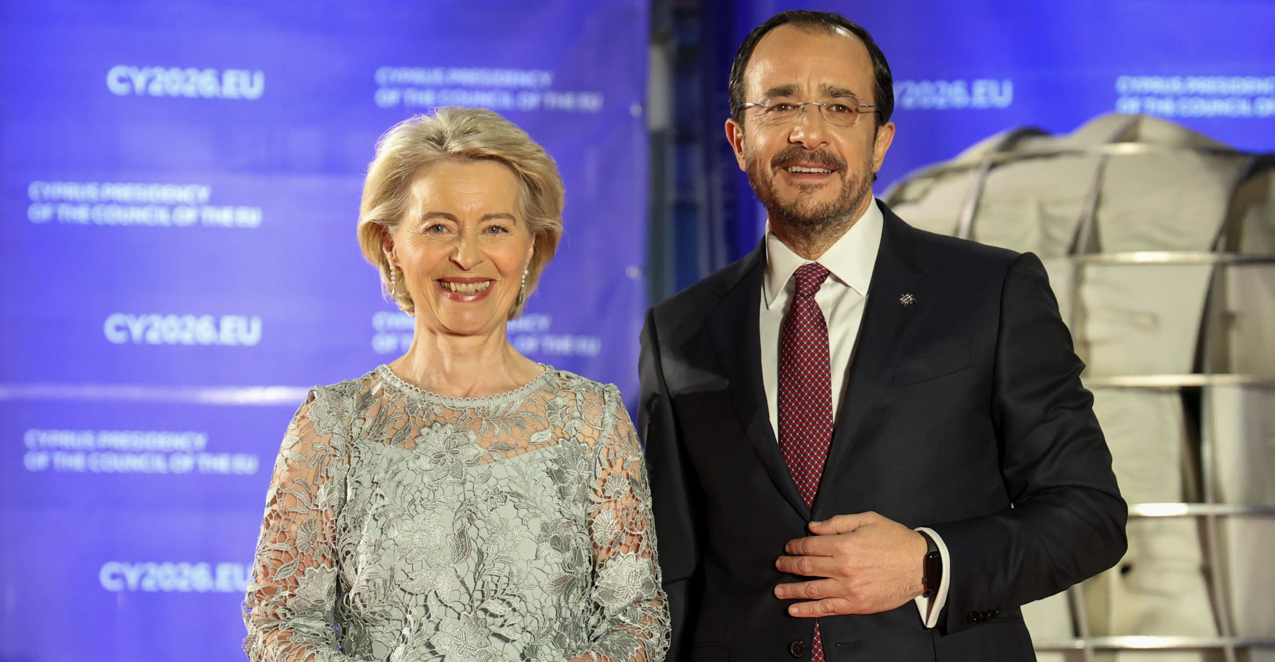 POLITICO: Επιστολή ΠτΔ σε φον ντερ Λάιεν για την άμυνα της ΕΕ – Ζητά συγκεκριμένα βήματα