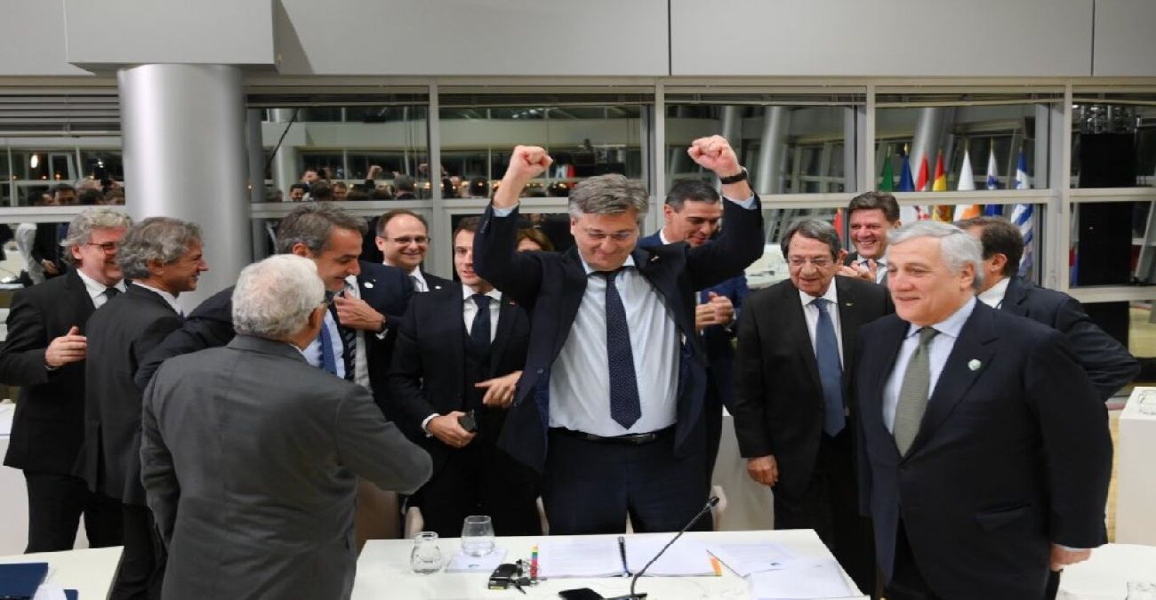 EUMED9: Το διάλειμμα των ηγετών για το Μουντιάλ και οι πανηγυρισμοί του Kροάτη Πρωθυπουργού