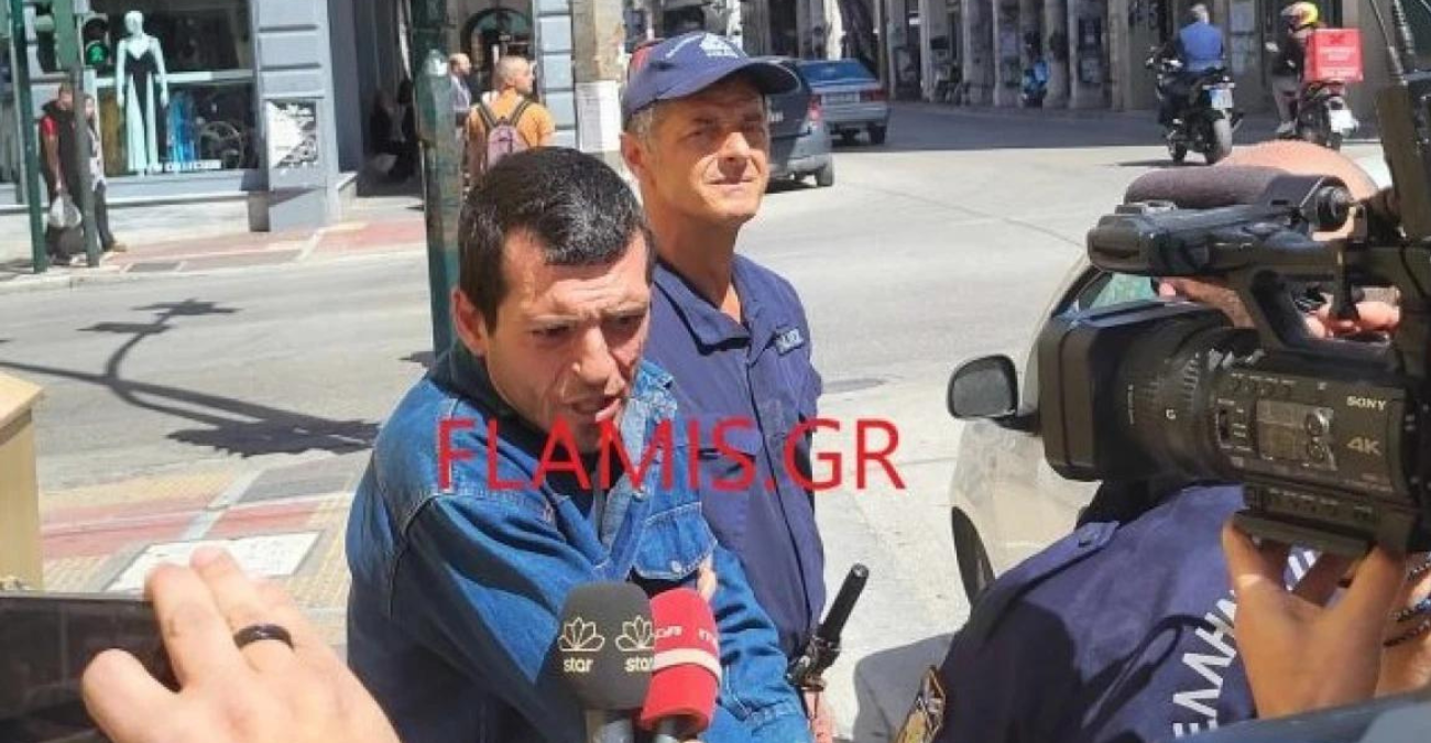 Ελλάδα: «Αυτή με χτύπησε και μου χρωστάει λεφτά» ισχυρίζεται ο σύντροφος της 47χρονης που πήδηξε από το παράθυρο για να γλιτώσει το ξύλο
