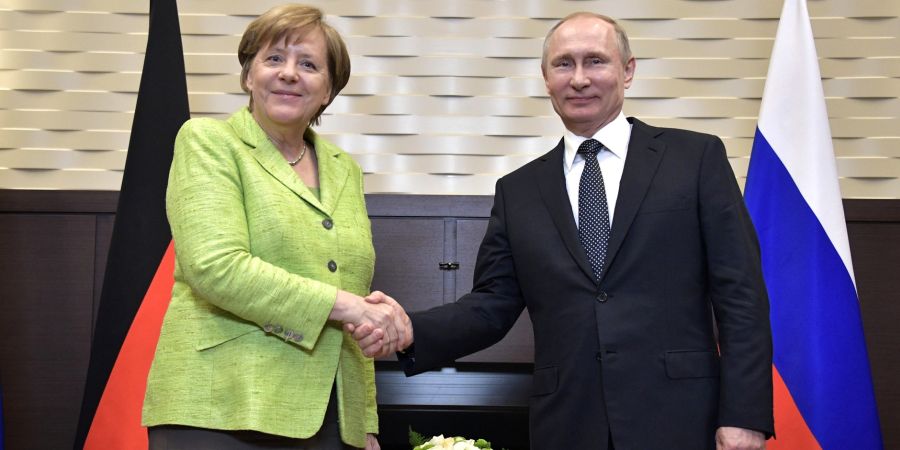 Συρία, Ουκρανία και ΗΠΑ και Nord Stream 2 στην ατζέντα των συνομιλιών Μέρκελ-Πούτιν