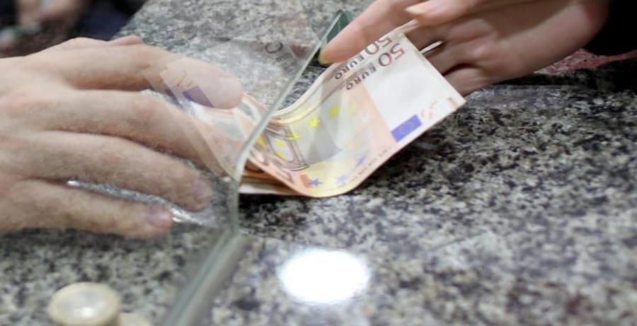 Νέα νομισματική κρίση στην Τουρκία μετά την απόλυση τριών μελών της Κεντρικής Τράπεζας