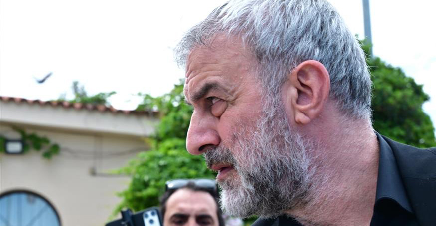 Video: Γωγώ Μαστροκώστα: Λύγισε ο Τραϊανός Δέλλας στον επικήδειο - «Εσύ ήσουν ο άγγελος και όχι εγώ»