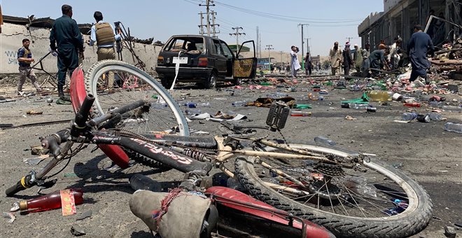 Δέκα νεκροί και 12 τραυματίες από την έκρηξη σε λεωφορείο στην Καμπούλ 