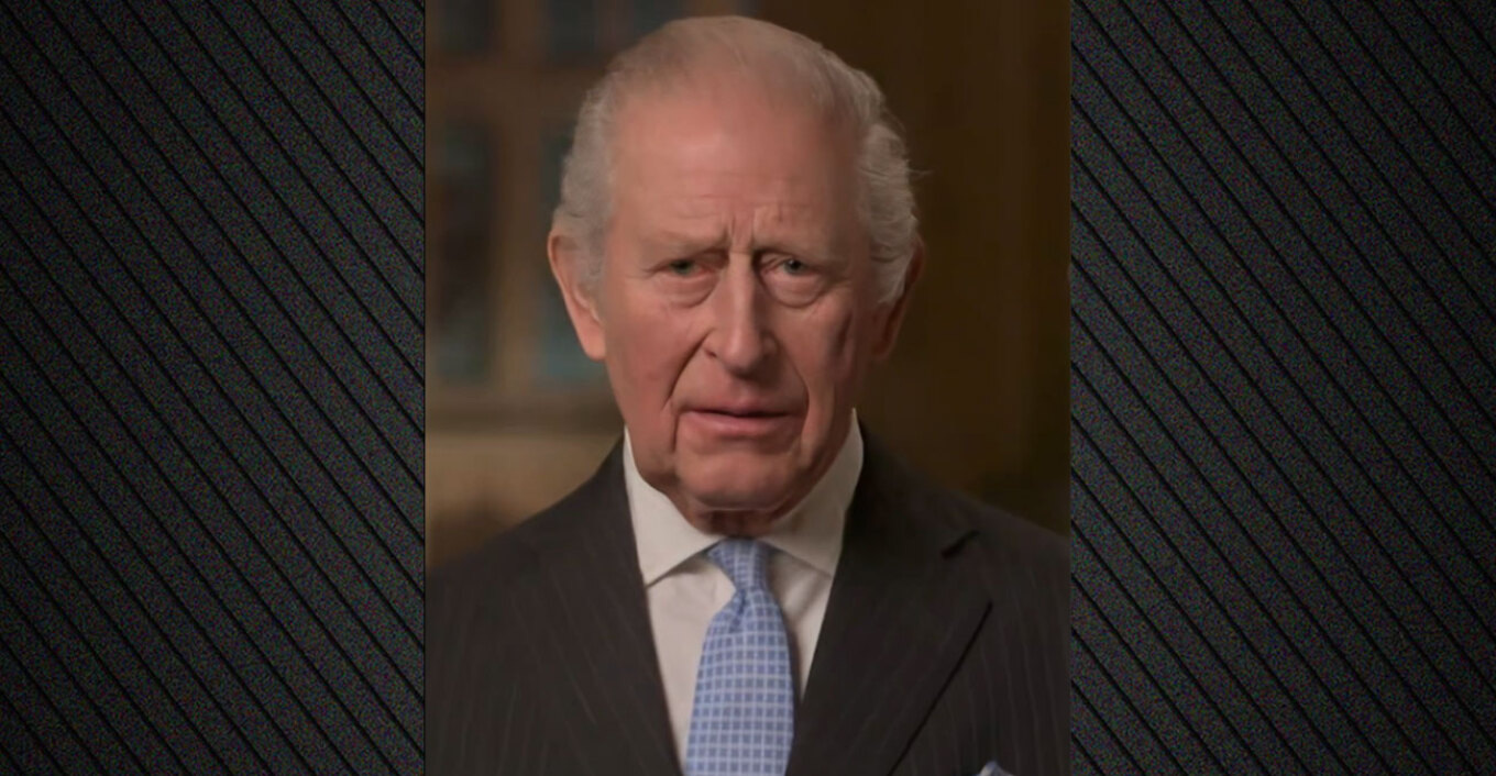 Το μήνυμα ενότητας του βασιλιά Καρόλου για τα Χριστούγεννα: Κάλεσμα για αλληλεγγύη σε έναν διχασμένο κόσμο
