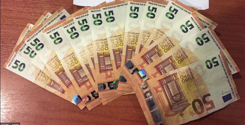ΚΥΠΡΟΣ: Διακινούσαν πλαστά χαρτονομίσματα των 50 ευρώ- 80χρονος πίσω από την κομπινα