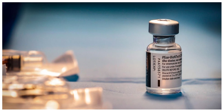 Θα γίνει επέκταση της χρήσης του εμβολίου της Pfizer στις ηλικίες 12-15 ετών; Τι αναφέρει ο ΕΜΑ