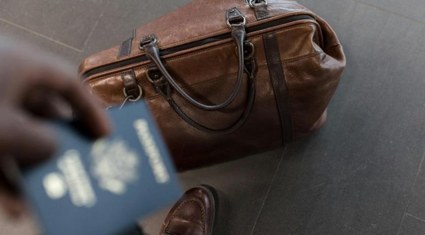 Μάθαμε τι συμβαίνει μέσα στο σκάνερ κατά τη διάρκεια ελέγχου των αποσκευών