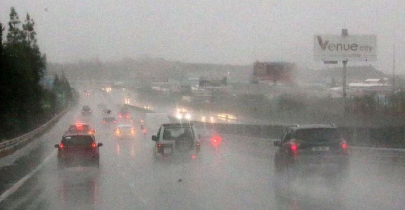 Οδηγοί προσοχή – Έντονη βροχόπτωση και χαλάζι στους αυτοκινητόδρομους Λευκωσίας-Λεμεσού και Λάρνακας-Κοφίνου