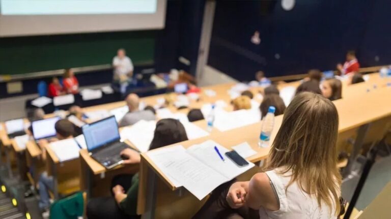 Φοιτητική Χορηγία: Επηρεάζουν τις πληρωμές οι καθυστερήσεις στην εξέταση των αιτήσεων;