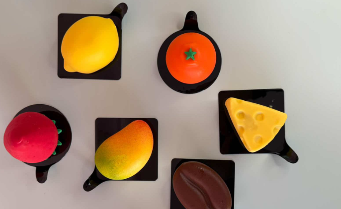 Το ζαχαροπλαστείο με τα γλυκά-φρούτα που αποτελούν μοναδική απόλαυση - Δείτε φωτογραφίες