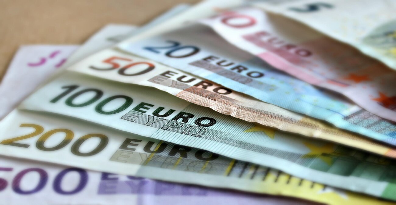 Εταιρεία στην Ολλανδία μοιράζει 1,9 δισ. ευρώ στους υπαλλήλους της - Ο λόγος