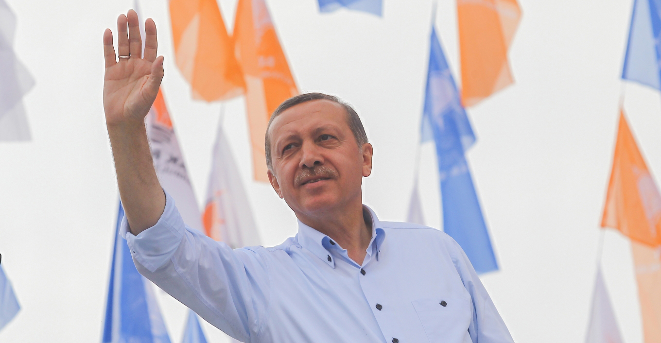 Η εσωστρέφεια της τουρκικής αντιπολίτευσης ενισχύει τις ελπίδες του Ερντογάν να «κατακτήσει» ξανά την Κωνσταντινούπολη