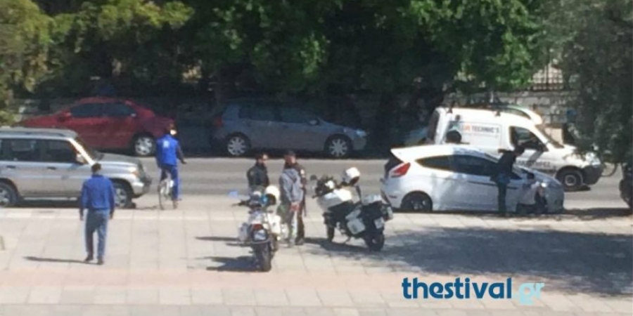 Τρόμος στο κέντρο της Θεσσαλονίκης – Έξι κουκουλοφόροι επιτέθηκαν με μαχαίρι σε άνδρα 