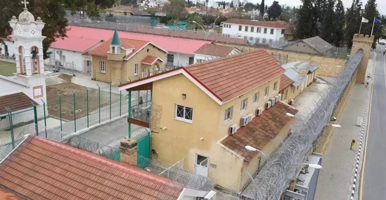 «Όλοι θα κριθούμε από το αποτέλεσμα» – Η απάντηση του Υπουργείου Δικαιοσύνης στις καταγγελίες για τις Φυλακές