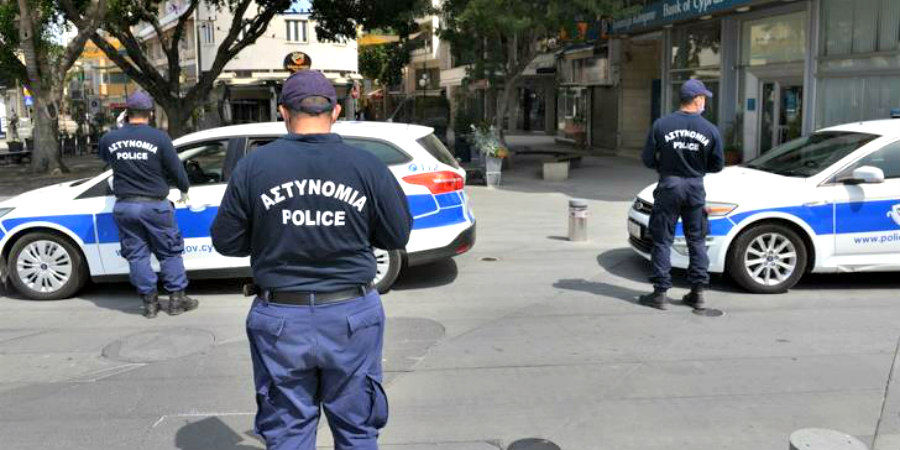 ΚΥΠΡΟΣ: Βόλταρε στη Λάρνακα και πλήρωνε με πλαστά χαρτονομίσματα - Εντοπίστηκε και συνελήφθη με σωρεία χαρτονομισμάτων στο αυτοκίνητο του