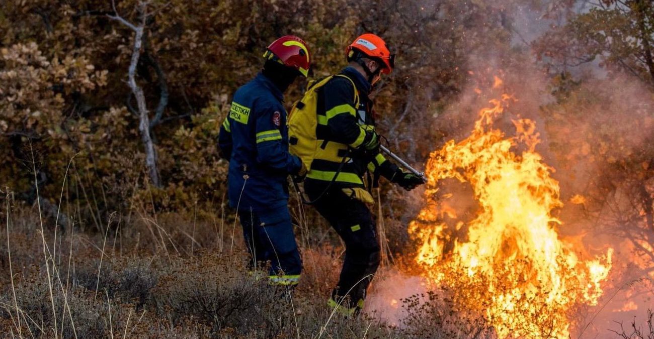 Πυρκαγιές Ελλάδα: Πηγαίνει νέα αποστολή από Κύπρο με 28 μέλη για να αντικαταστήσει την προηγούμενη - Συνεχίζονται οι αναζωπυρώσεις στον Έβρο