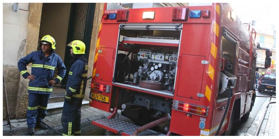 ΛΕΥΚΩΣΙΑ: Πυρκαγιά σε δυο οχήματα - 22 κλήσεις για βοήθεια στην Πυροβεστική μέσα σε 24 ώρες