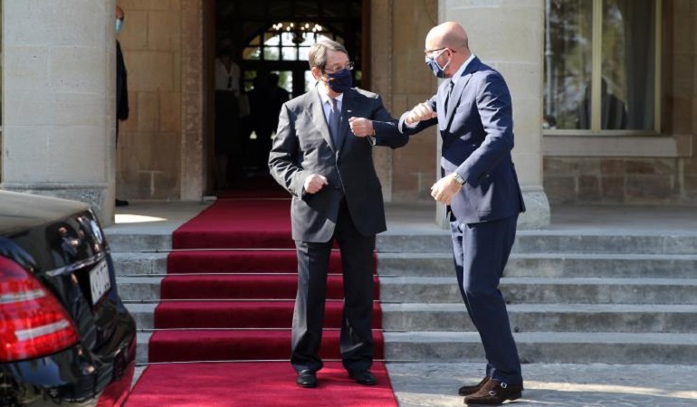 'Eφθασε στο Προεδρικό για συνομιλίες με τον Πρόεδρο ο Σαρλ Μισέλ