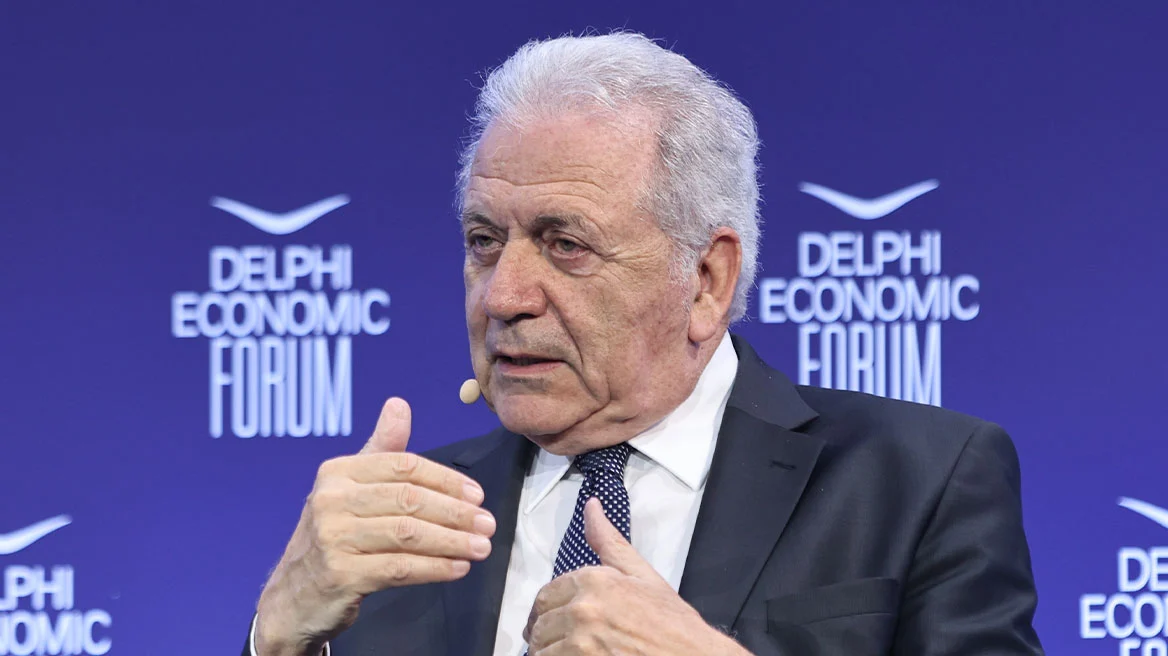 Qatargate: Ένταλμα σύλληψης για τον Αβραμόπουλο από τη βελγική Δικαιοσύνη - Έχω δηλώσει στο Πόθεν Έσχες τις αμοιβές μου από τη ΜΚΟ, απαντά