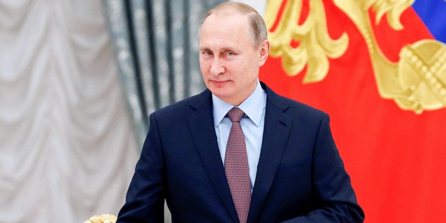 Πούτιν: «Η Ρωσία δεν απομακρύνεται από το δολάριο, το δολάριο απομακρύνεται από εμάς»