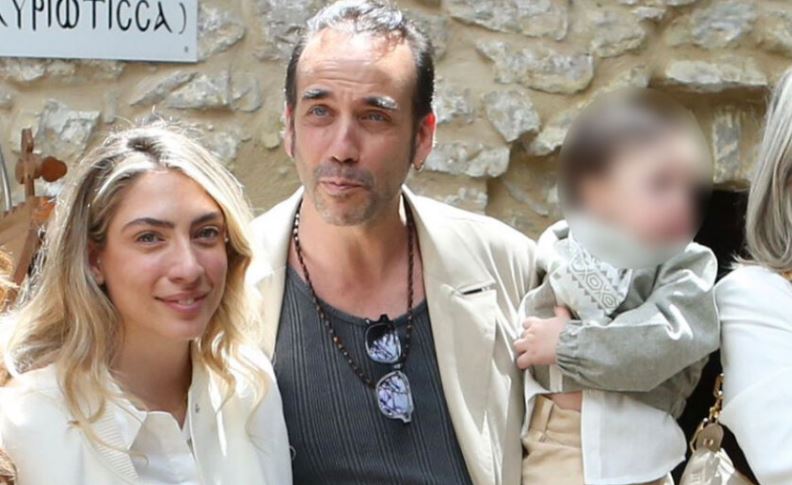 Ο Πάνος Μουζουράκης και η Μαριλού Κόζαρη βάφτισαν τον γιο τους - Ποια σπουδαία ερμηνεύτρια ήταν η νονά - Φωτογραφίες
