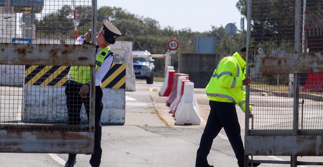 Παρατείνεται η εκκένωση στο Ακρωτήρι – Μέχρι πότε θα ισχύει