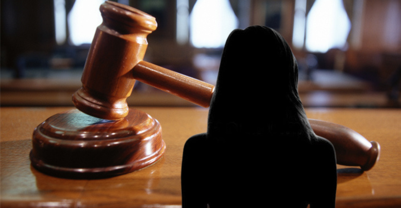 Υπόθεση «Σάντυ»: Η δικαστική διαμάχη για αναγνώριση του παιδιού της - Αρνήθηκε DNA και τον έβγαλαν πατέρα