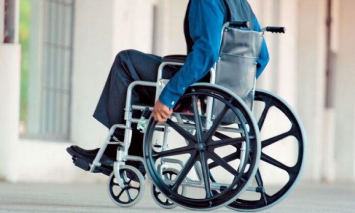 Νέο ενιαίο πλαίσιο υποστήριξης ατόμων με αναπηρίες ψηφίστηκε από τη Βουλή