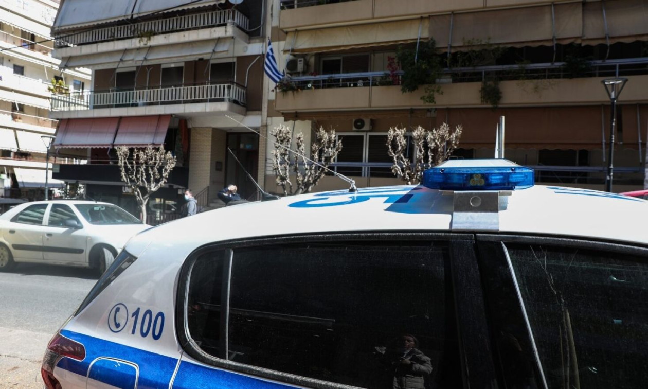 Θρίλερ στην Ελλάδα: Εντοπίστηκαν νεκρές σε διαμέρισμα μητέρα και κόρη 