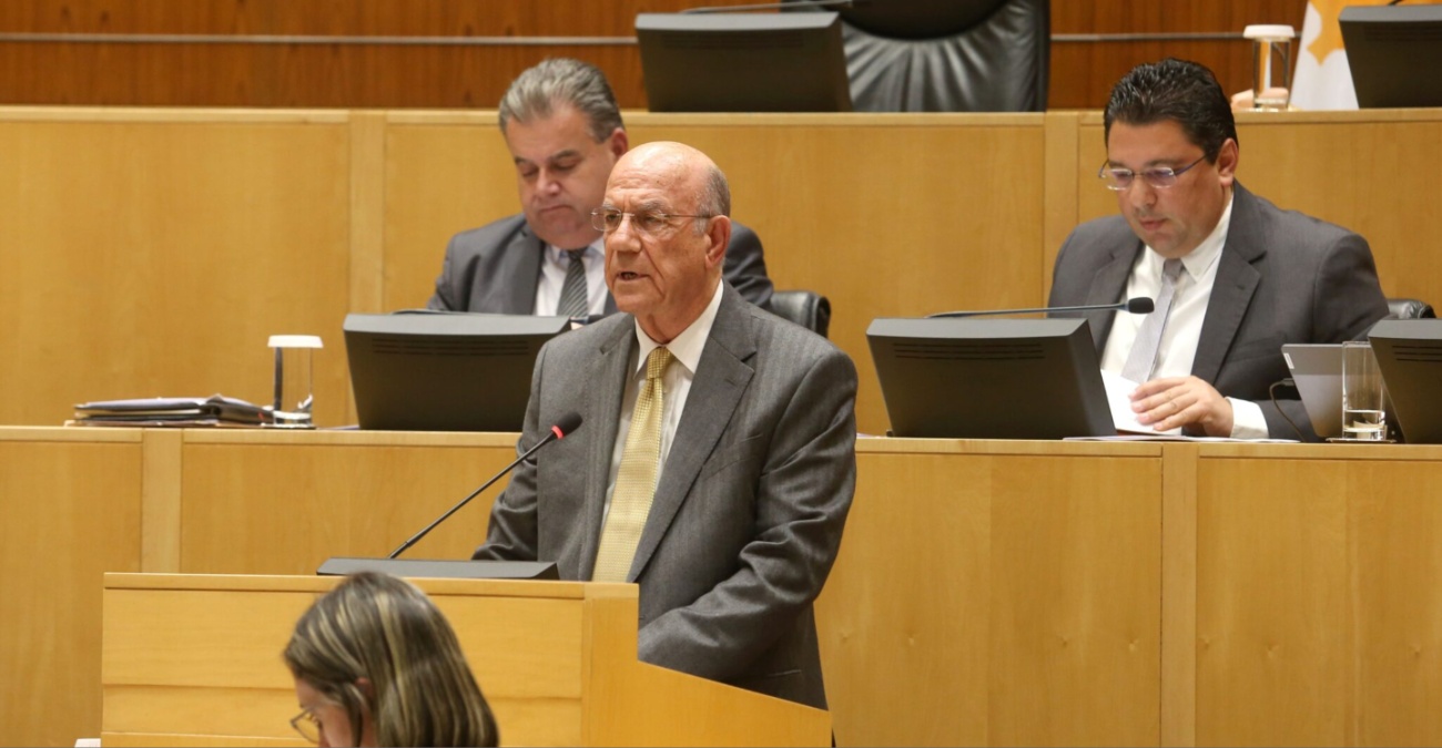 Προϋπολογισμός 2026: Σε εξέλιξη η ομιλία Κεραυνού ενώπιον της Ολομέλειας της Βουλής – Δείτε live εικόνα