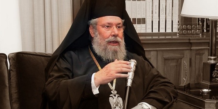 Αρχιεπίσκοπος: «Ο Πούτιν μπορεί να κοινωνεί,να πηγαίνει εκκλησιά,αλλά σκοτώνει» 