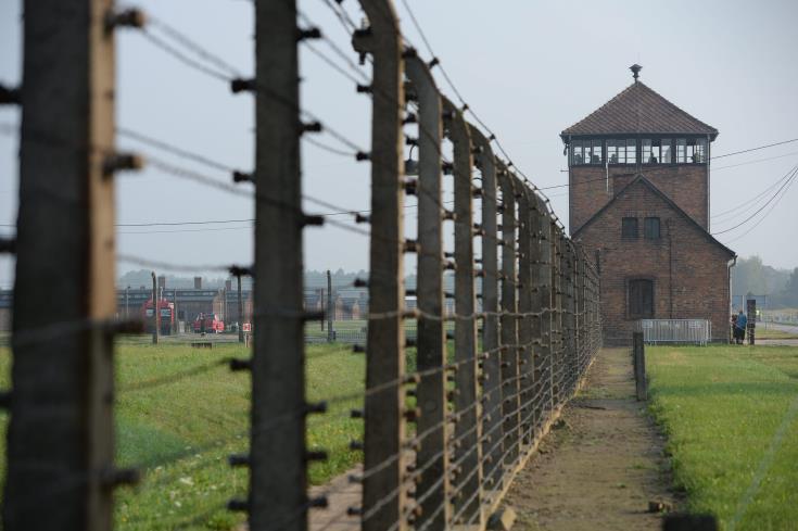 94χρονος φύλακας σε ναζιστικό στρατόπεδο κατηγορείται για συνέργεια σε εκατοντάδες φόνους 