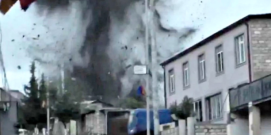 Αζερμπαϊτζάν: Νέοι σφοδροί βομβαρδισμοί στο Ναγκόρνο Καραμπάχ - Στα χαρτιά η εκεχειρία