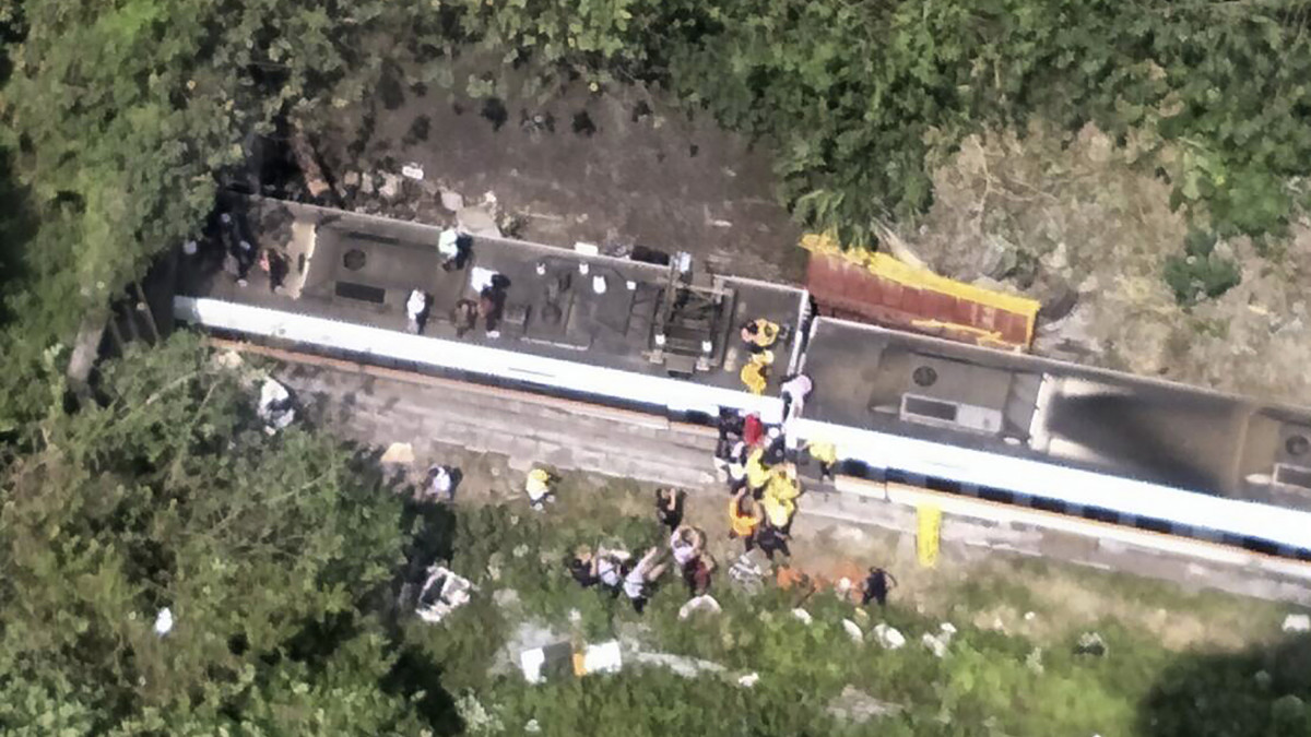 Tραγωδία στην Ταϊβάν: Τουλάχιστον 36 νεκροί από εκτροχιασμό τρένου 