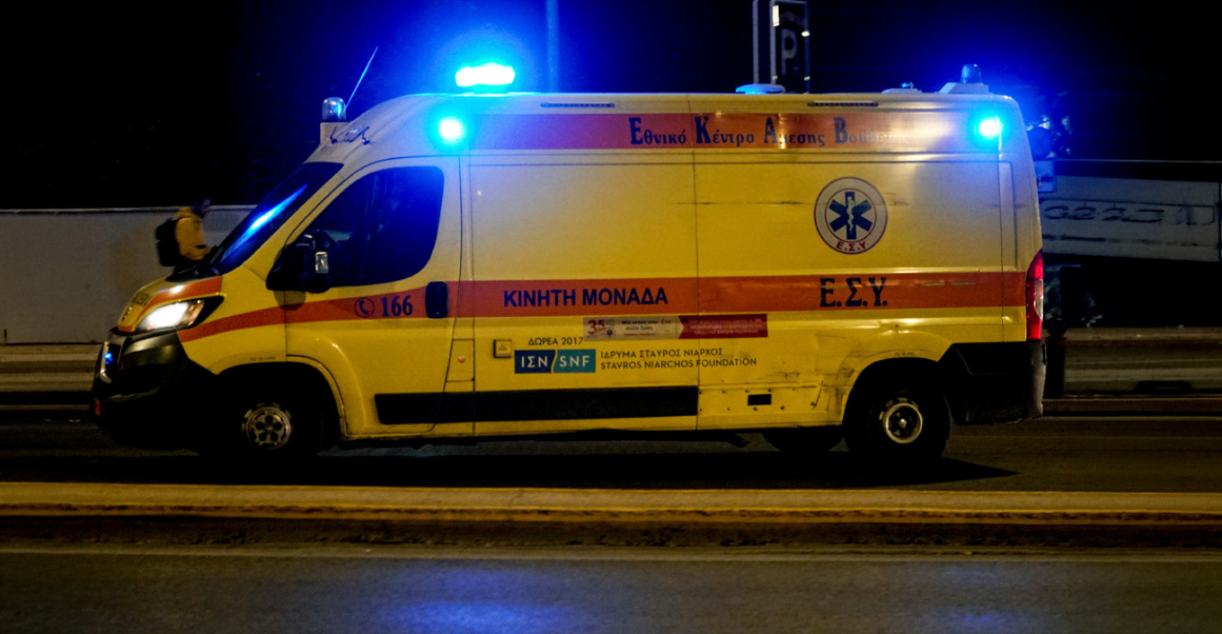 Ελλάδα: Μεθυσμένος ξυλοκόπησε διασώστη του ΕΚΑΒ που του έδινε τις πρώτες βοήθειες