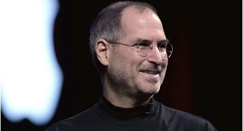 Η ερώτηση που έκανε καθημερινά ο Steve Jobs στους εργαζόμενούς του και το κόλπο με την μπίρα
