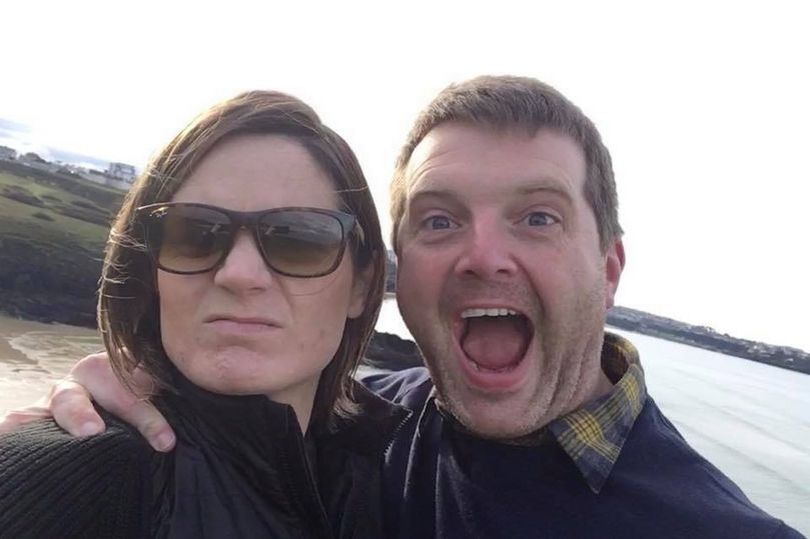 Γυναίκα ψάχνει σύντροφο για τον 34χρονο απόστρατο αδερφό της –Αγγελία στο FB! - ΦΩΤΟΓΡΑΦΙΕΣ