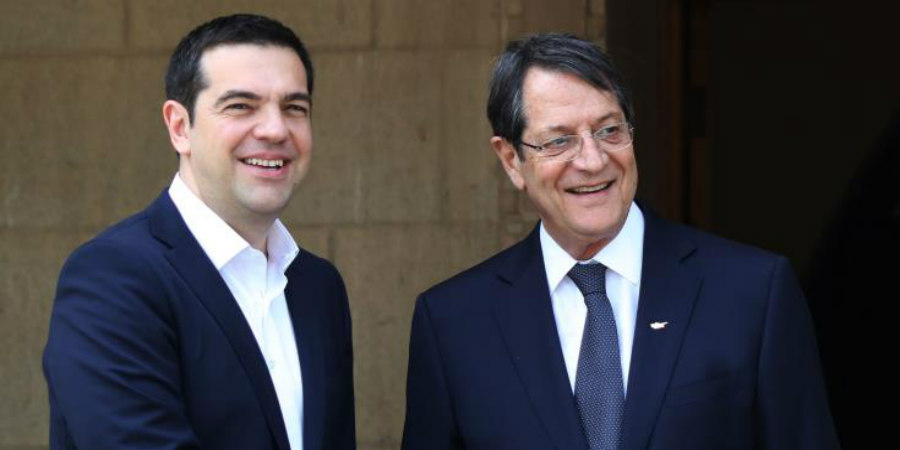 Επικοινωνία Αναστασιάδη-Τσίπρα για τη συνάντηση Έλληνα Πρωθυπουργού με Ερντογάν