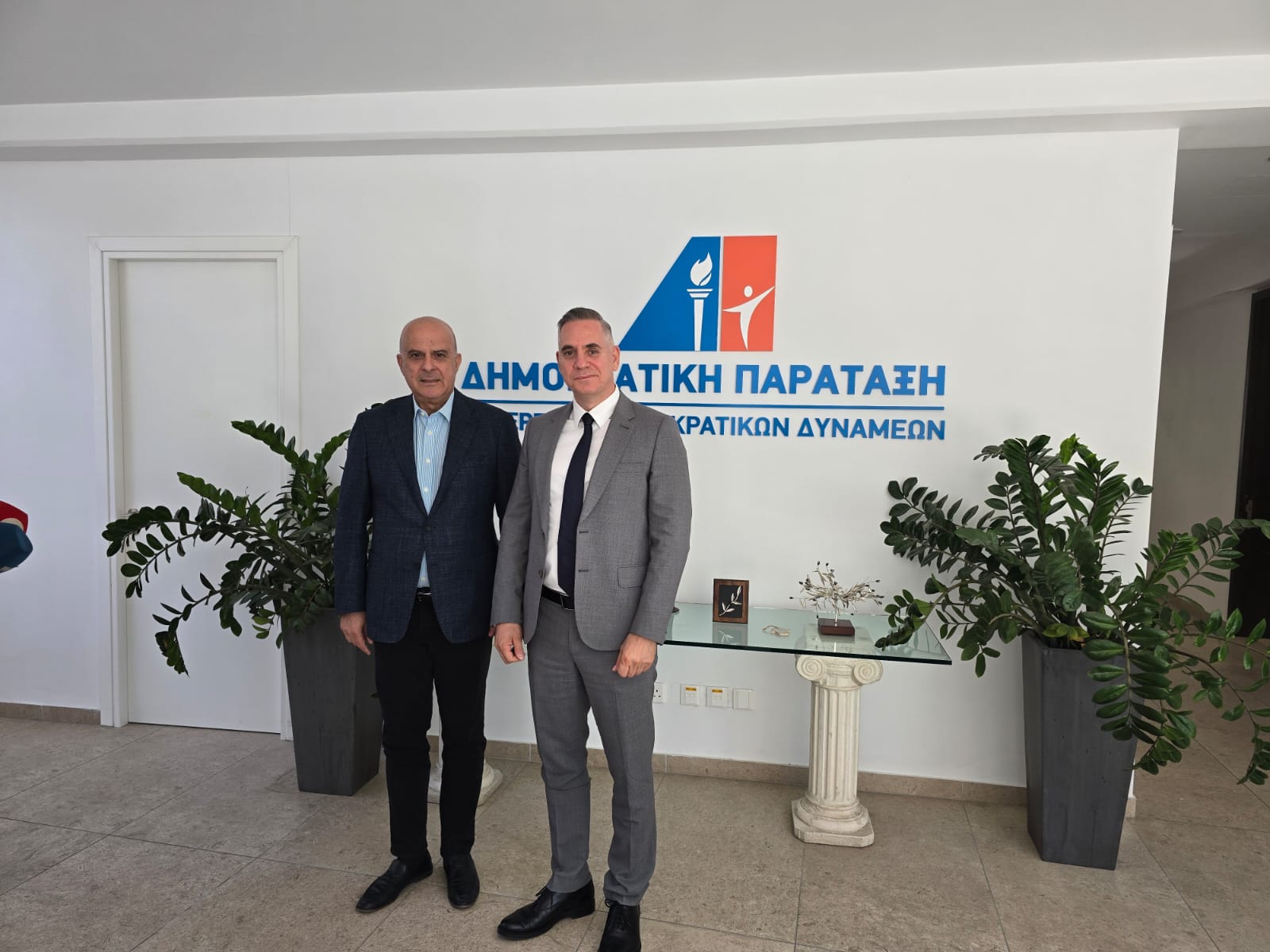 Η ΔΗΠΑ «πυροβολεί» Νικόλα: «Θλιβερός πρωταγωνιστής στη διάσπαση του κέντρου»