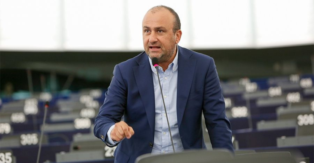 Παπαδάκης για καταγγελίες Δρουσιώτη: Στο ΤΑΕ το πόρισμα - «Να βρεθεί η fabrika των πλαστών μηνυμάτων»