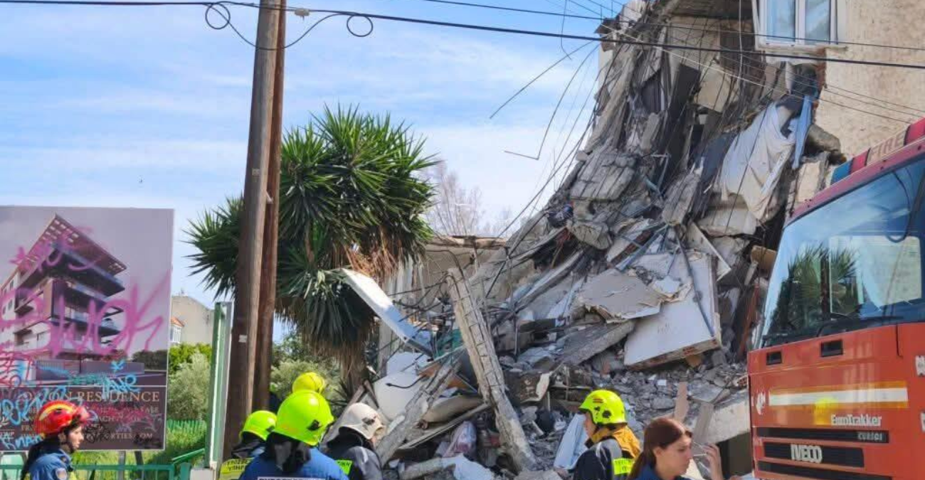 Λαμβάνουν καταθέσεις από ένοικους, ιδιοκτήτες και εκπροσώπους της ΤΑ - Ψάχνουν τα αίτια της κατάρρευσης κτιρίου στη Λεμεσό  