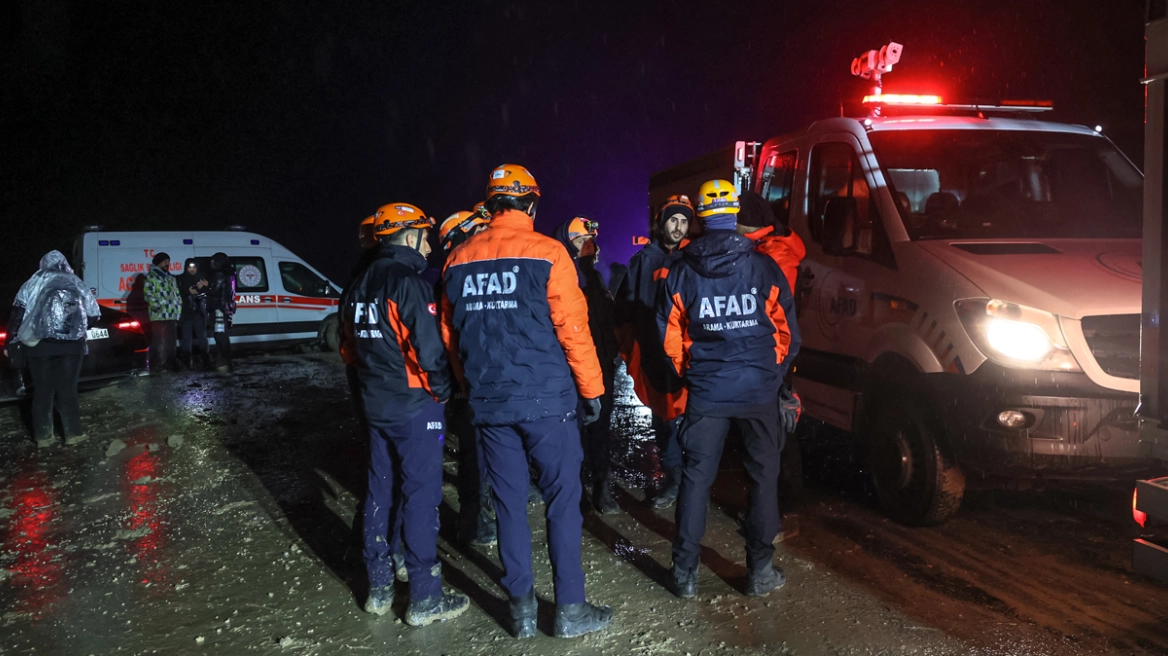 VIDEO - Συντριβή αεροσκάφους στην Τουρκία: Εξέπεμψε SOS, ζήτησε επείγουσα προσγείωση - Παρουσίασε ηλεκτρική βλάβη