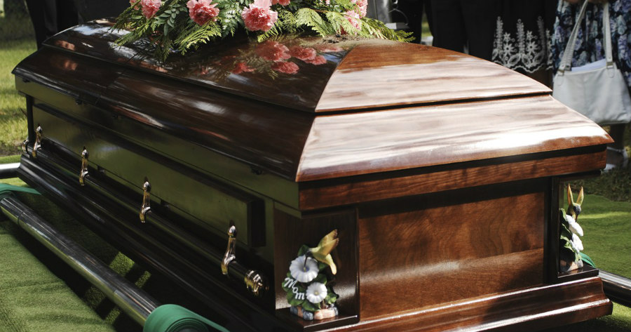 ΦΡΙΚΗ: Διαρρήκτης εισέβαλε σε γραφείο κηδειών και ασέλγησε σε πτώμα