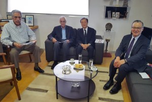 Το Ολυμπιακό Μέγαρο επισκέφθηκε ο πρέσβης της Ιαπωνίας
