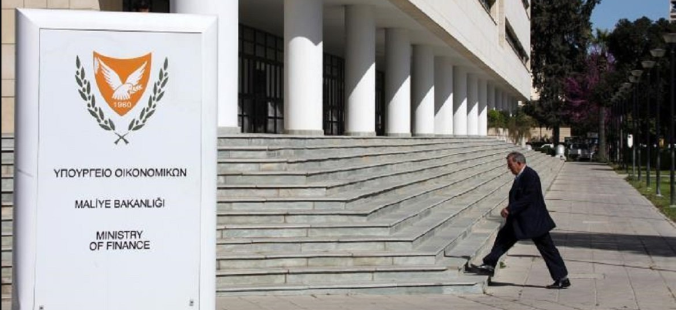 Οφειλές σωματείων: Συνασπίζονται οι τέσσερις ομάδες και βγαίνουν στην επίθεση - Πυρά εναντίον του Κεραυνού κι όχι μόνο