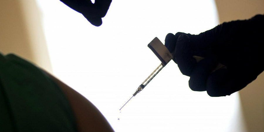 Ανοίγει η Πύλη Εμβολιασμού για τα άτομα 69 ετών και άνω - Πάνω από 17 χιλιάδες τα ραντεβού 