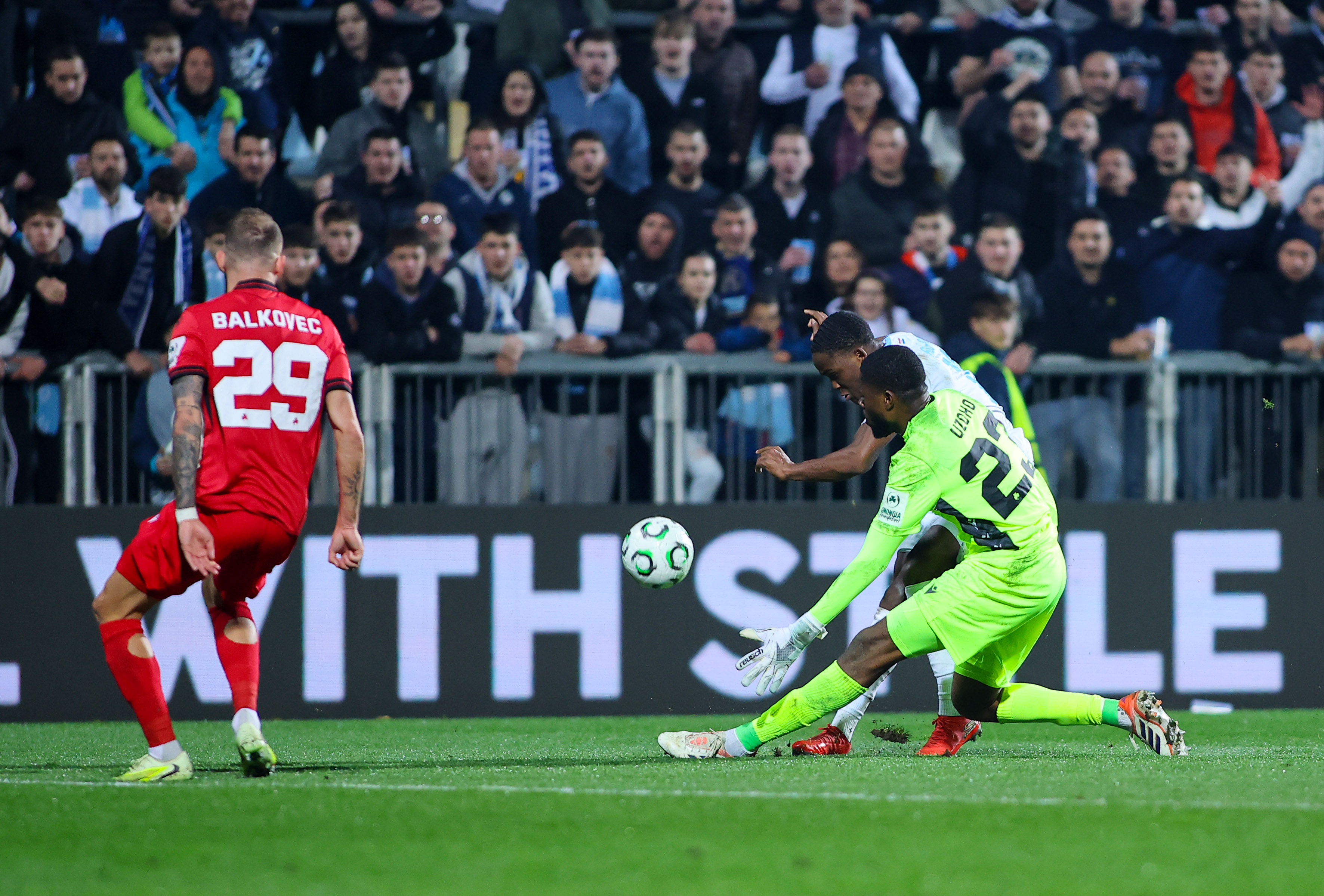 ΡΙΕΚΑ-ΟΜΟΝΟΙΑ 3-1: Κατάρρευσε κι αποκλείστηκε