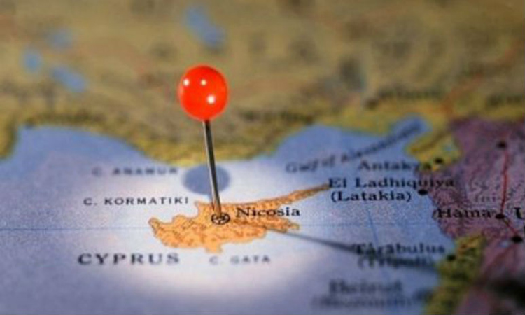 Ένας λεγόμενος βουλευτής ανησυχεί για το Κυπριακό και τη λύση – Καλεί Ακιντζί να διευκρινίσει!