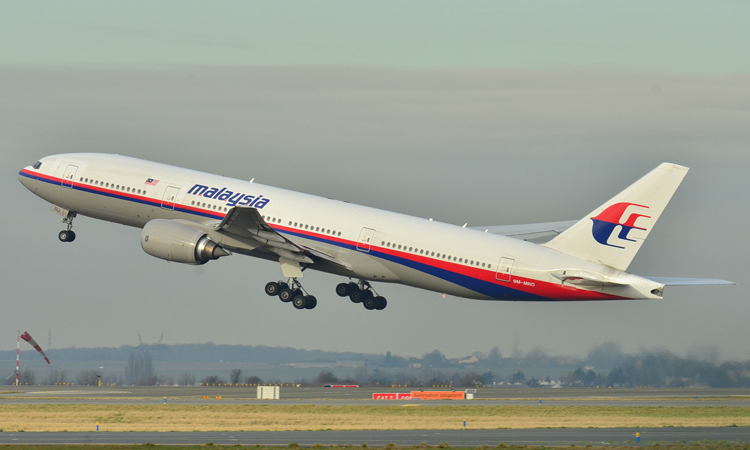 Διαψεύδονται πληροφορίες ότι νέα συντρίμια που βρέθηκαν στο Ρεϋνιόν ανήκουν στην πτήση MH370