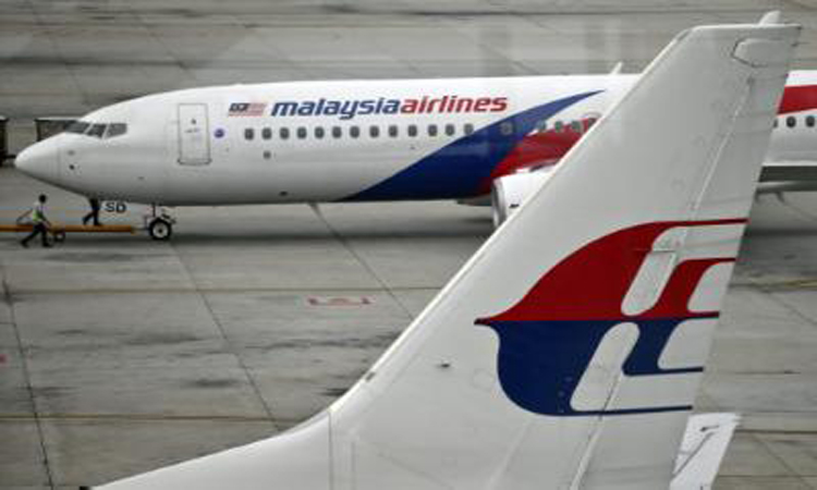 MH370: Αριθμός στα συντρίμμια που εντοπίστηκαν επιβεβαιώνει ότι πρόκειται για Boeing 777